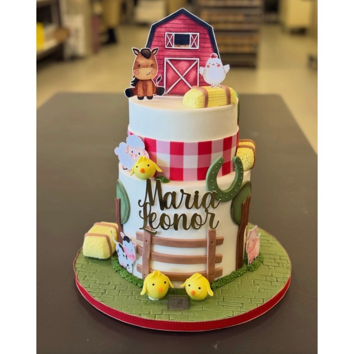 Gâteau d'anniversaire sur mesure – Layer Cake artisanal à Bruxelles, Wooly Pâtisserie