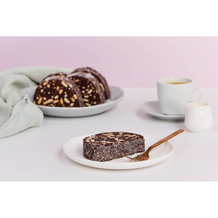 Chocoladesalami – Portugees chocoladedessert zonder bakken, Wooly Banketbakkerij Brussel