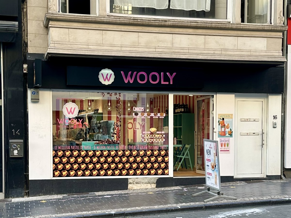Storefront of the Wooly shop at Rue des Tongres 16 in Etterbeek